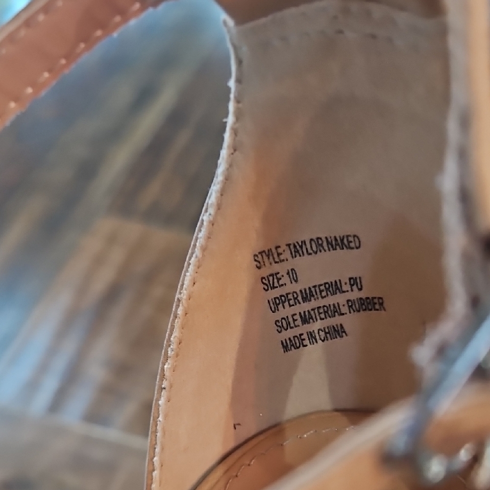 Lulu's Taylor Naked Chunky Block Heel‎ Sandals - Picture 5 of 11